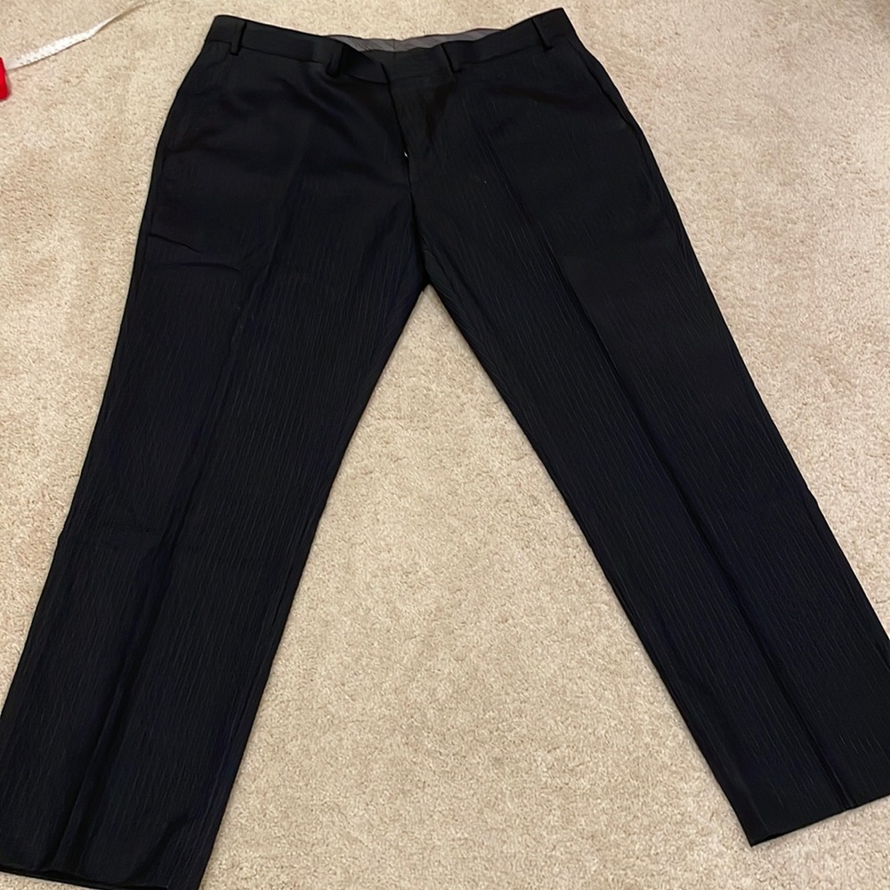 Calvin Klein 100% wool, 38 W X 30 L, men’s pants, black formal dress pants, used